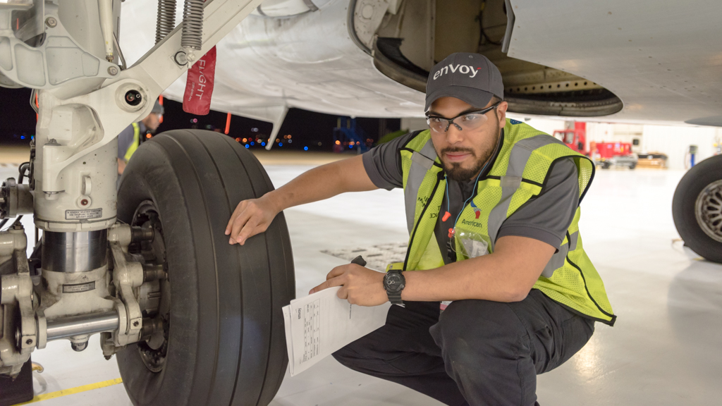 Now offering enhanced bonuses for Mechanics | Envoy Air